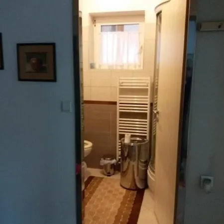Apartman Amina *