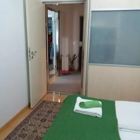 Apartman Amina Apartamento *